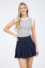 STRIPE RUFFLE TRIM SLEEVELESS PULLOVER SWEATER